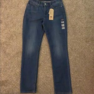 Brand new 525 Levi jeans!